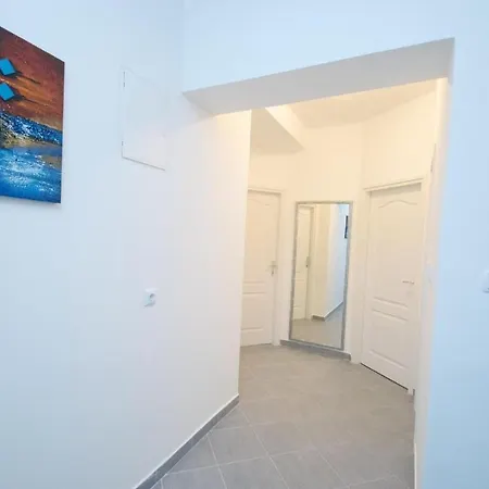 All Natural With Pool Apartman Donji Zemunik